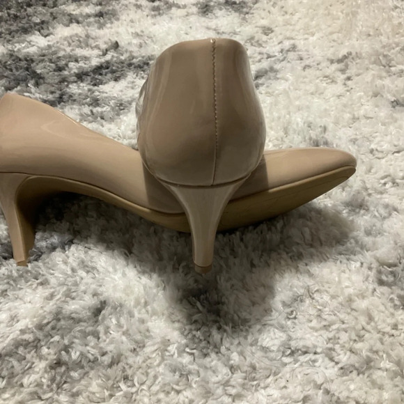 Dexflex Comfort Nude Beige Patent Leather Pumps Heels Women‎ - Picture 4 of 5